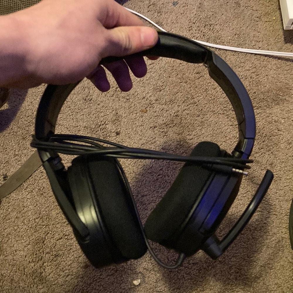 Turtle Beach Headset Barely used dont need anymore